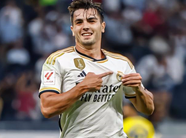 恩里克力挺迪亚斯:理性看待勺子点球之失