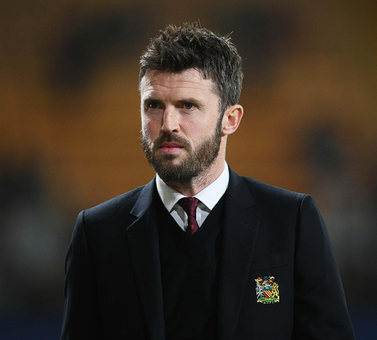 曼联名宿基恩力荐卡里克转正，剖析主帅职责差异